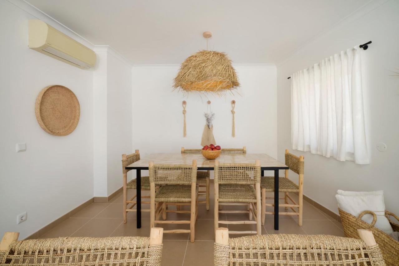 Boho Chic Beach Duplex เซซิมบรา ภายนอก รูปภาพ